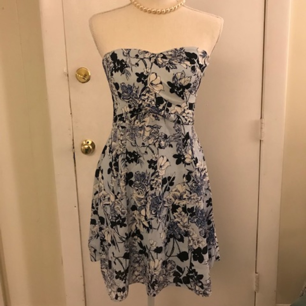 Express Floral Print Strapless Mini Dress
